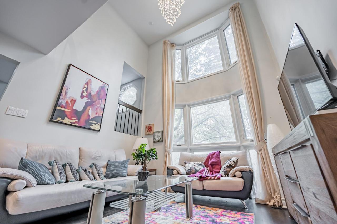 تورونتو Beautiful Property In Downtown Core Close To Subway Station! المظهر الخارجي الصورة