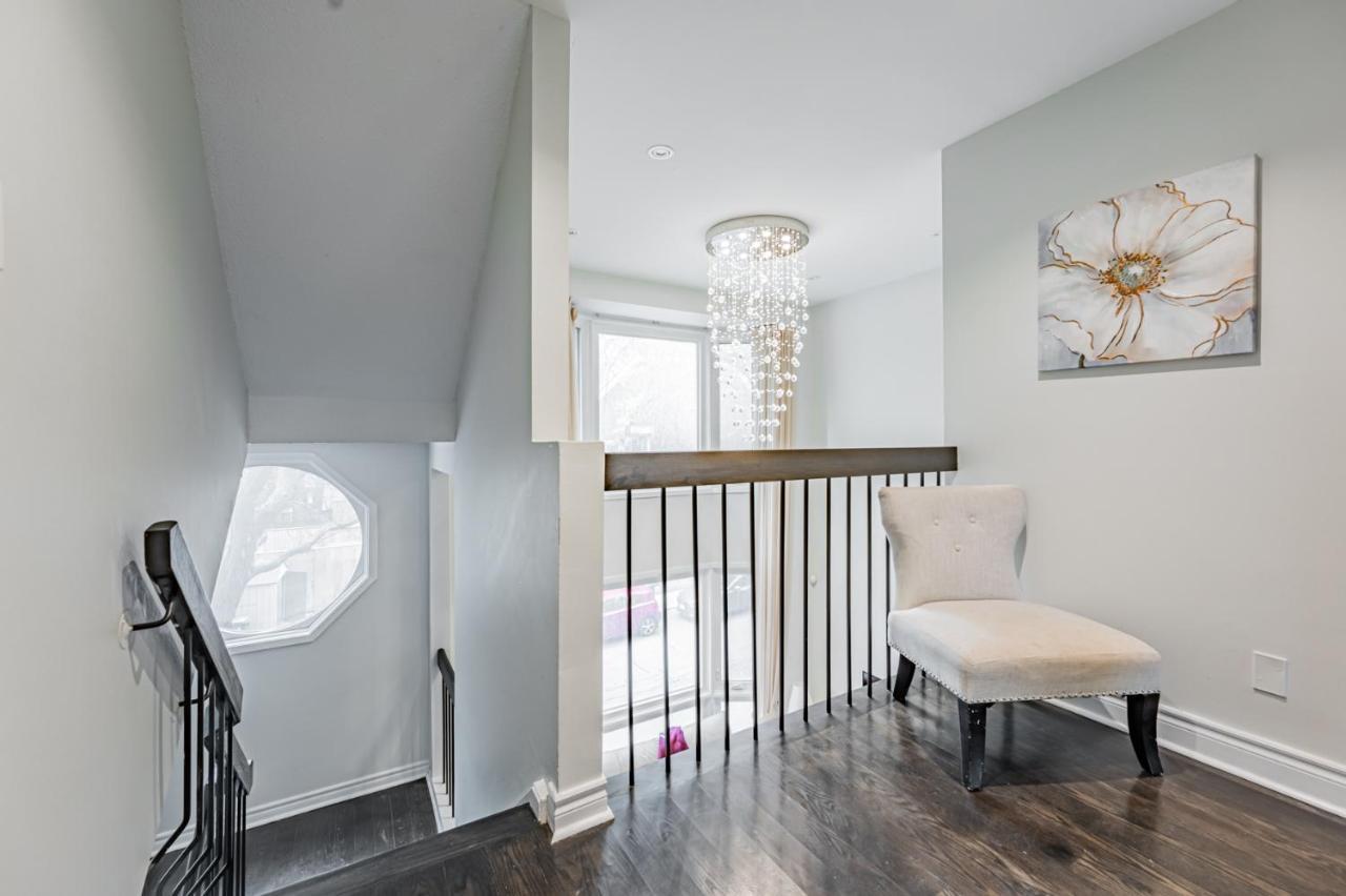 تورونتو Beautiful Property In Downtown Core Close To Subway Station! المظهر الخارجي الصورة