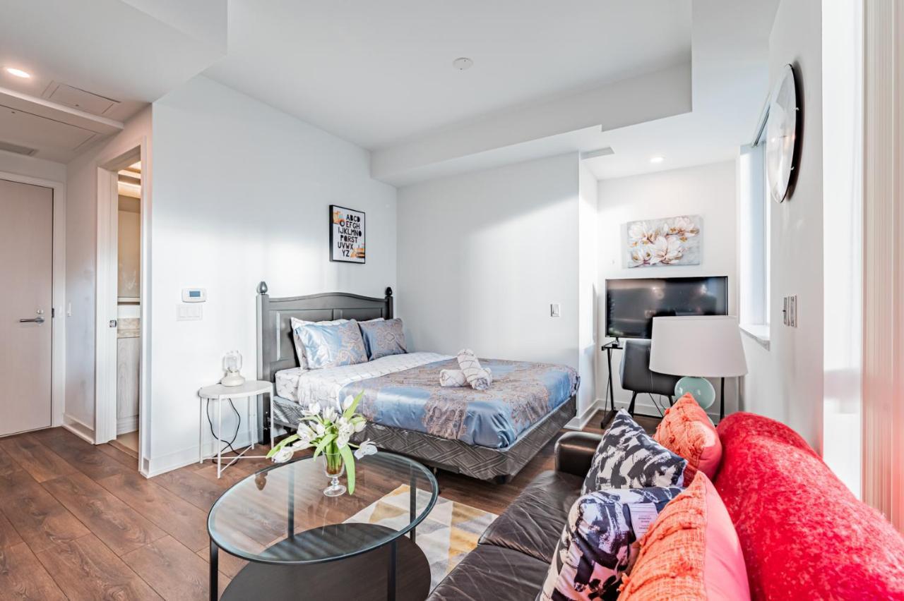 تورونتو Beautiful Property In Downtown Core Close To Subway Station! المظهر الخارجي الصورة
